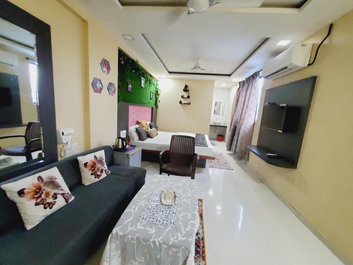 Hotel Mari Aai Residency นาวีมุมไบ ภายนอก รูปภาพ
