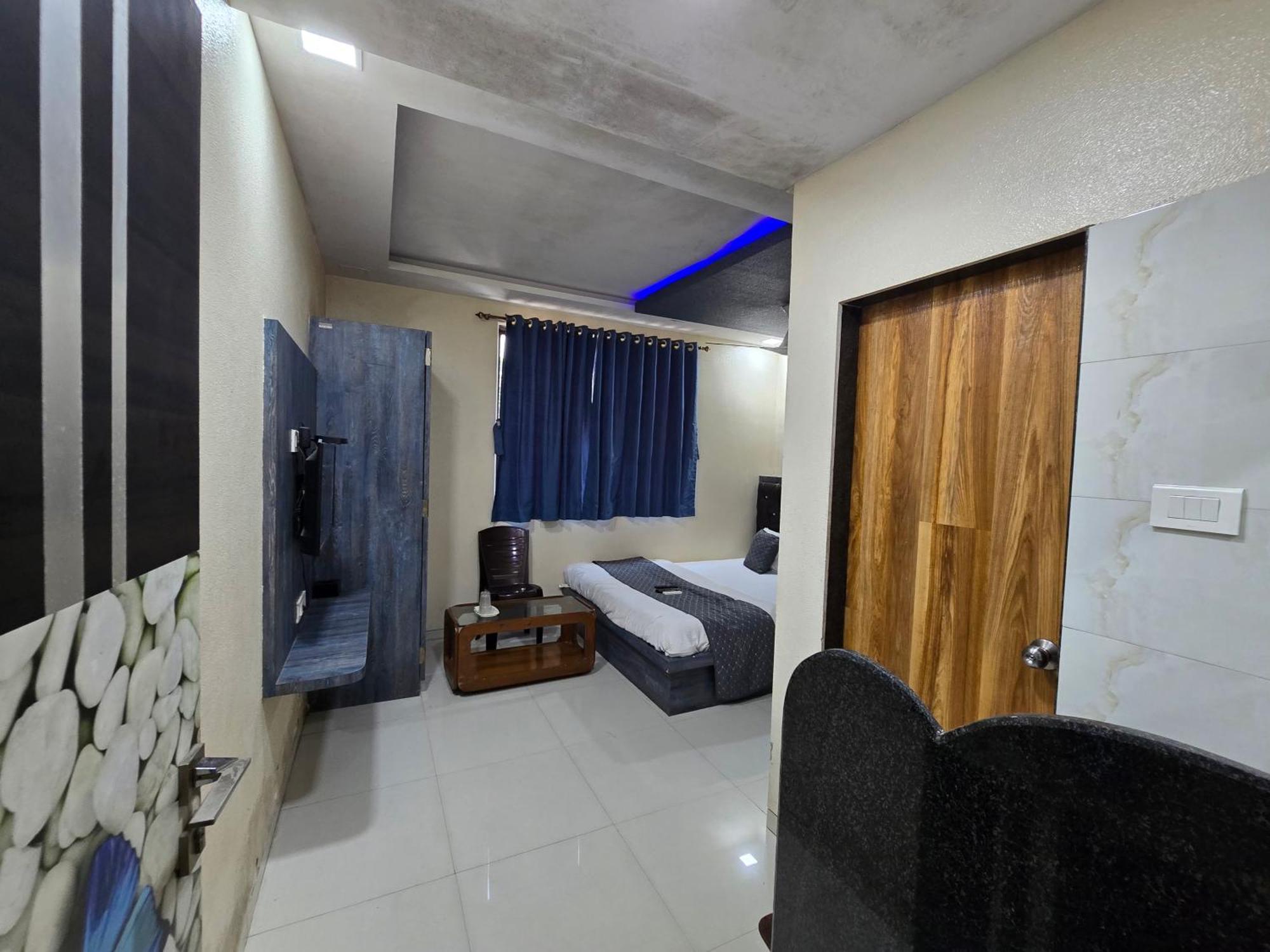 Hotel Mari Aai Residency นาวีมุมไบ ห้อง รูปภาพ